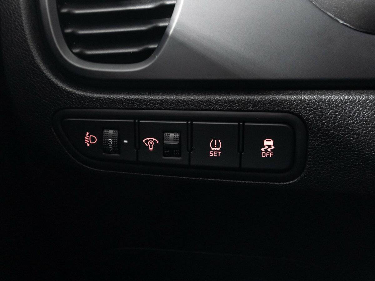 Kia Rio с пробегом — 2020 год. Фото: #23