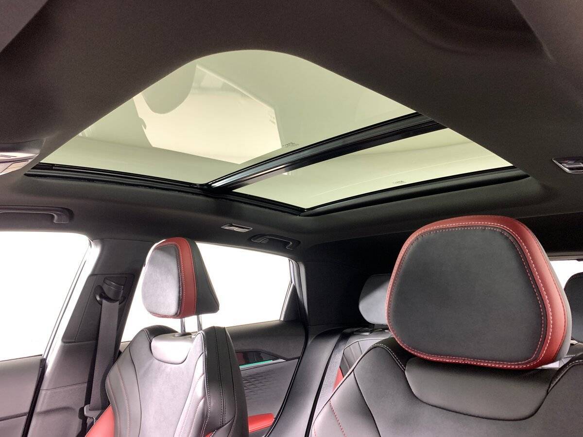 Geely Coolray с пробегом — 2023 год. Фото: #17