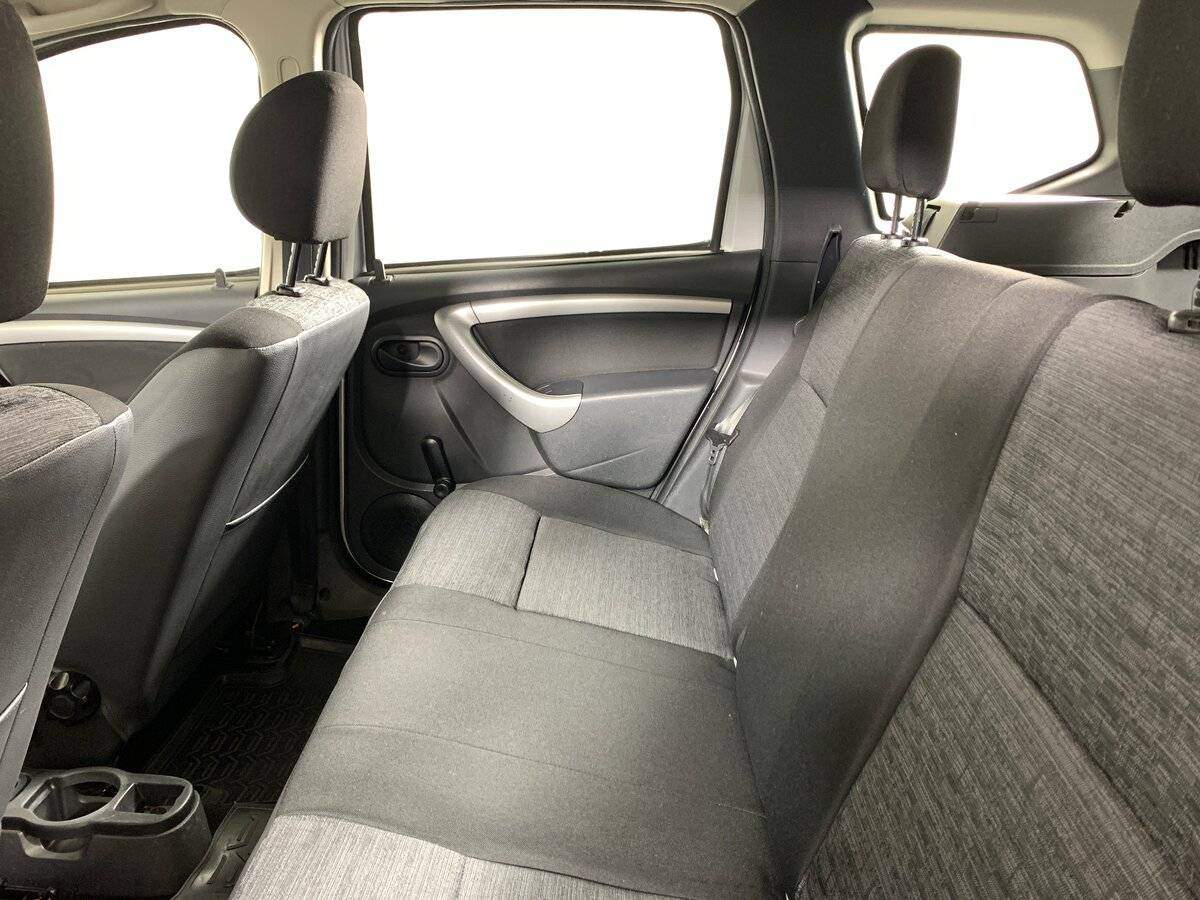 Renault Duster с пробегом — 2013 год. Фото: #16