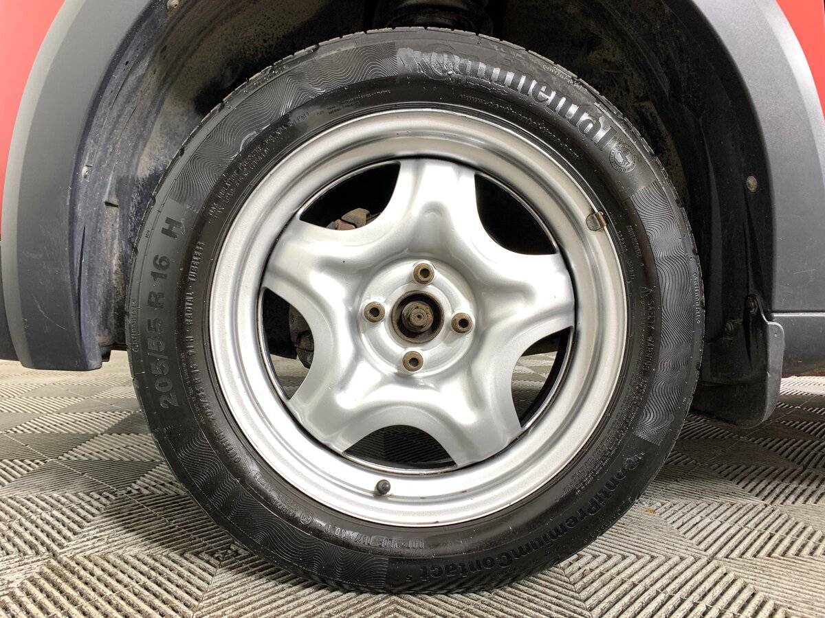 Renault Sandero с пробегом — 2021 год. Фото: #8