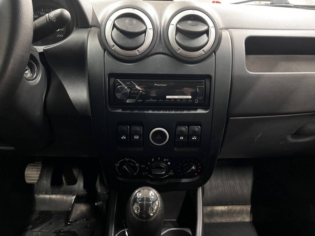 Lada (ВАЗ) Largus с пробегом — 2017 год. Фото: #14