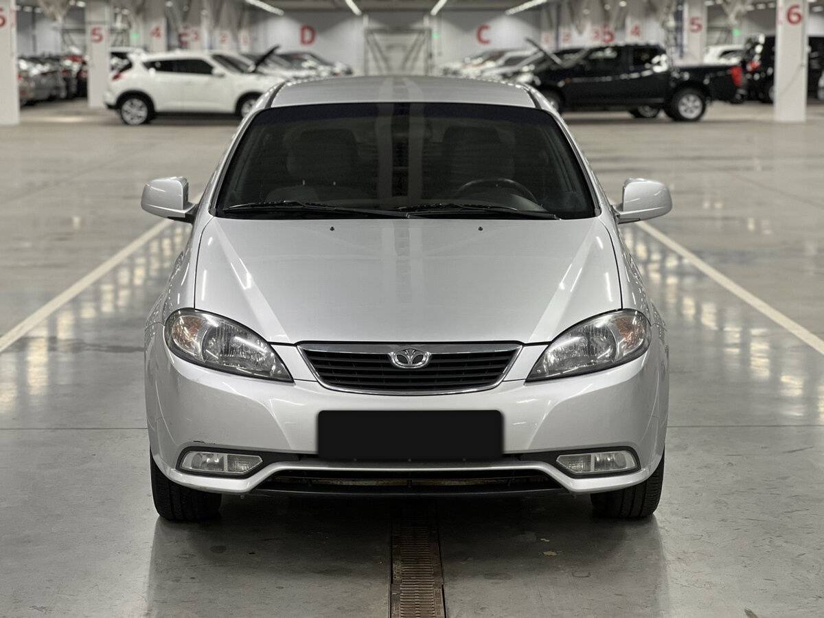 Daewoo Gentra с пробегом — 2013 год. Фото: #1