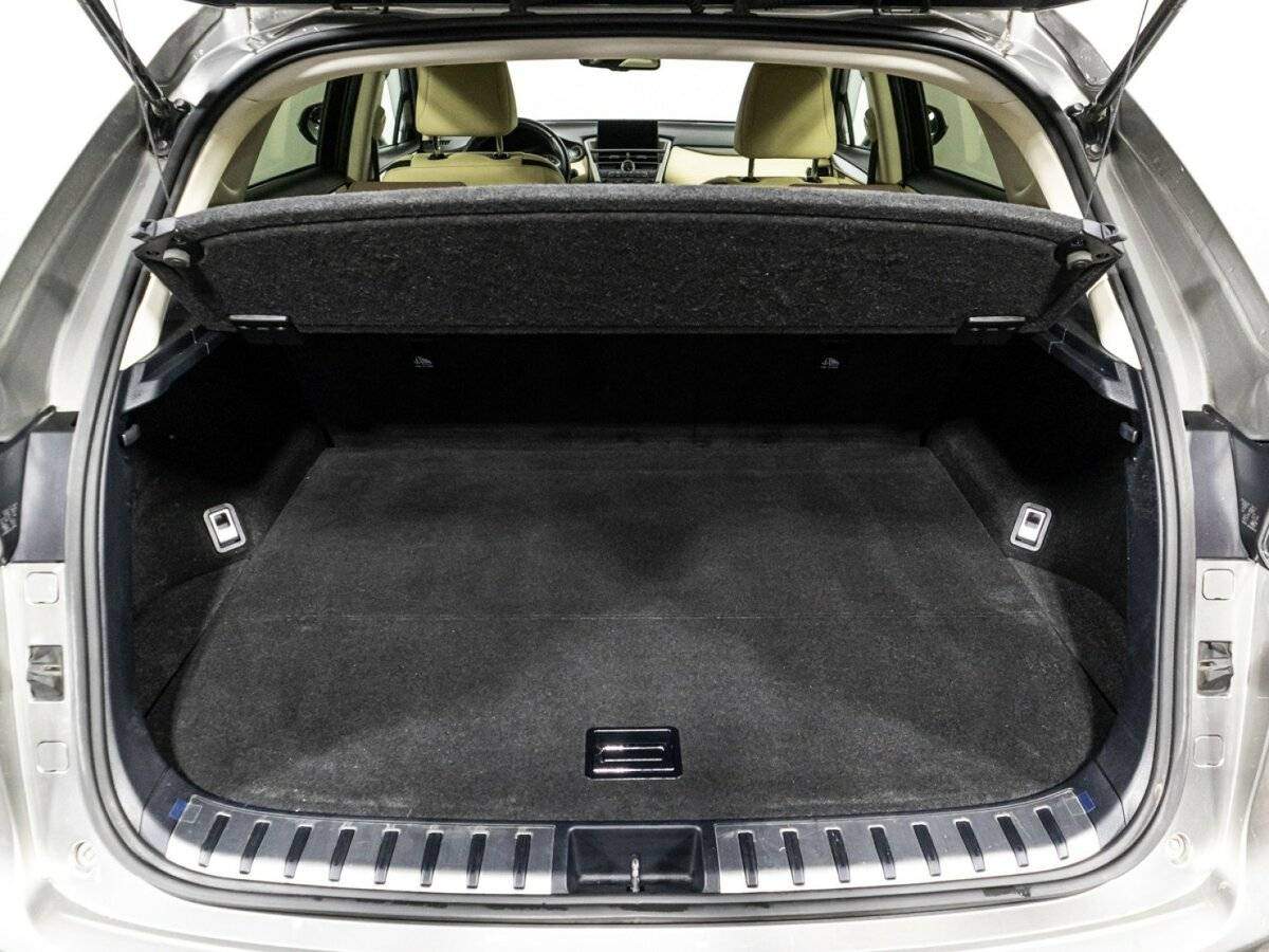 Lexus NX с пробегом — 2015 год. Фото: #14