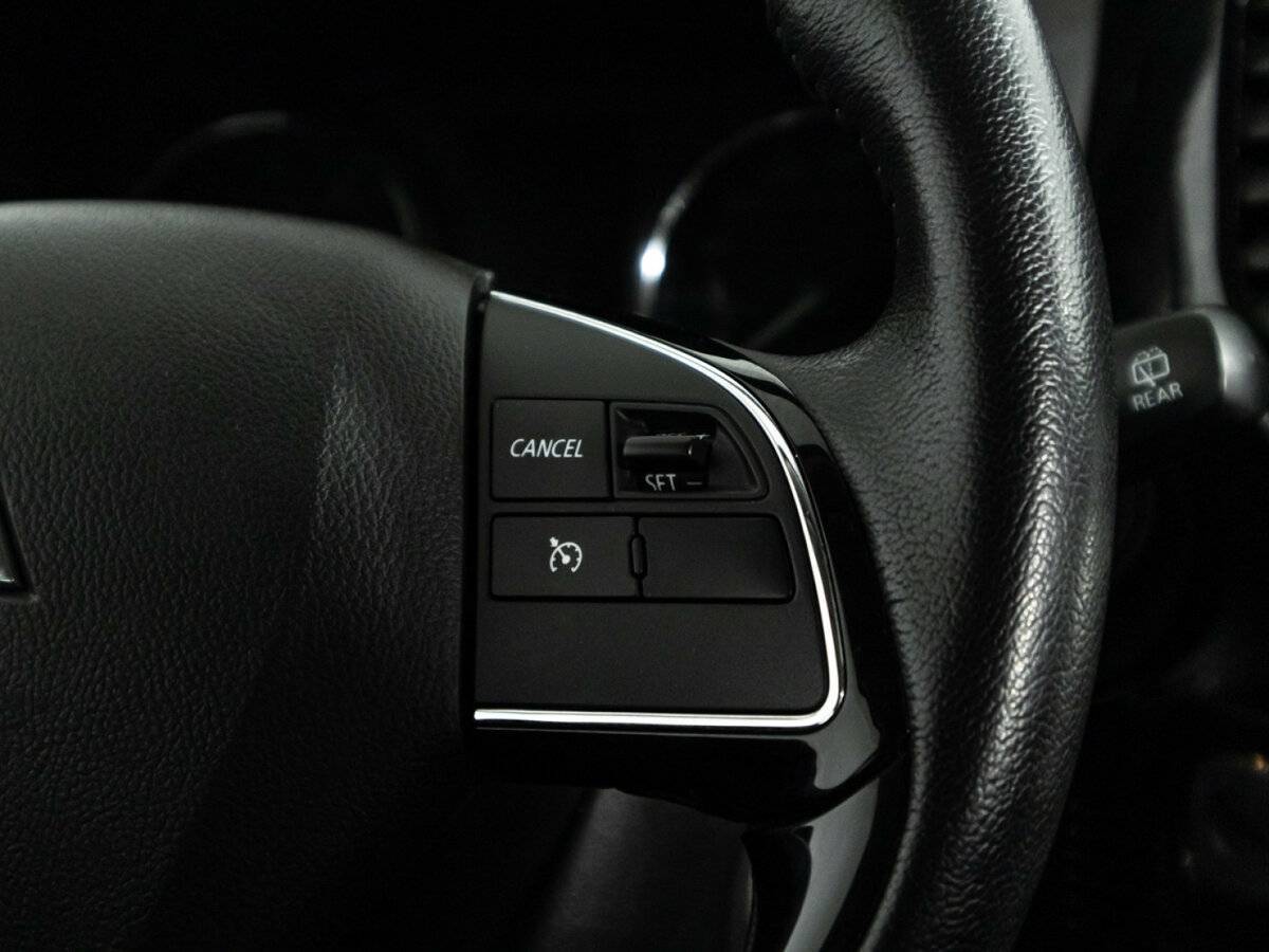 Mitsubishi Outlander с пробегом — 2022 год. Фото: #18