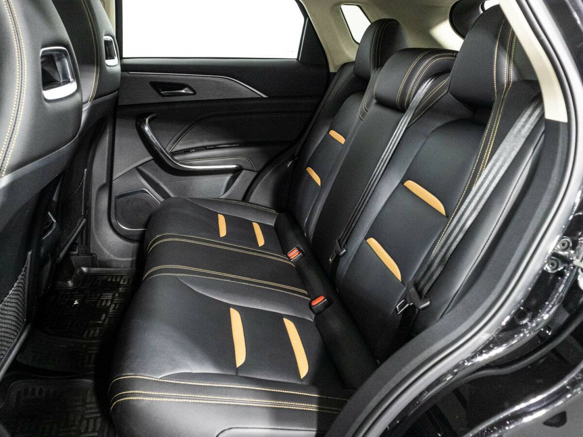 FAW Bestune T77 с пробегом — 2022 год. Фото: #9