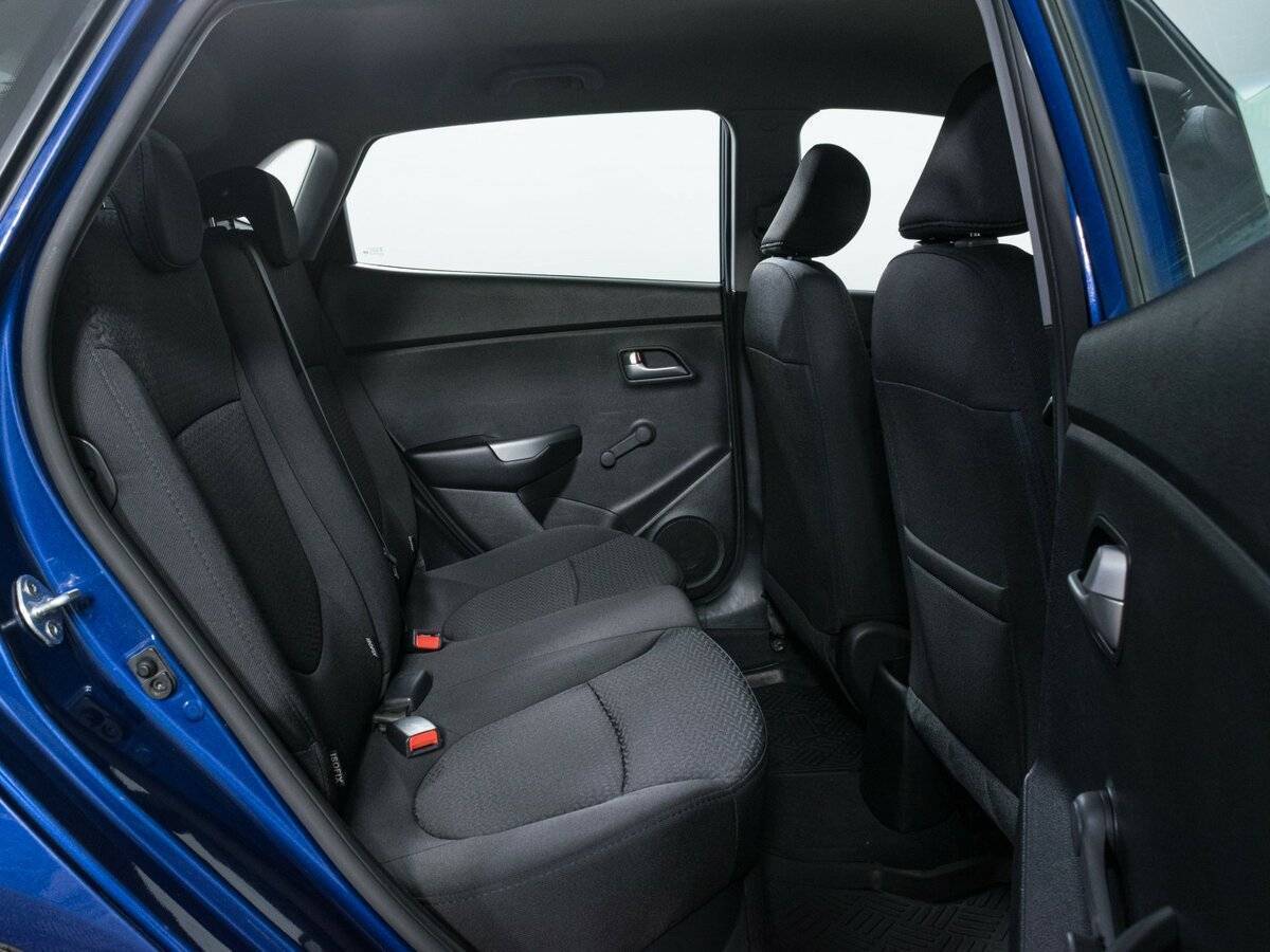 Kia Rio с пробегом — 2016 год. Фото: #9