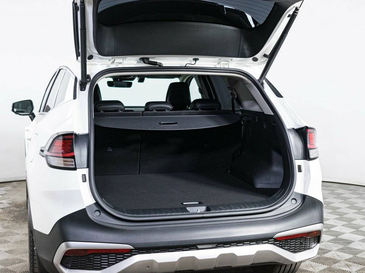 Kia Sportage с пробегом — 2023 год. Фото: #8