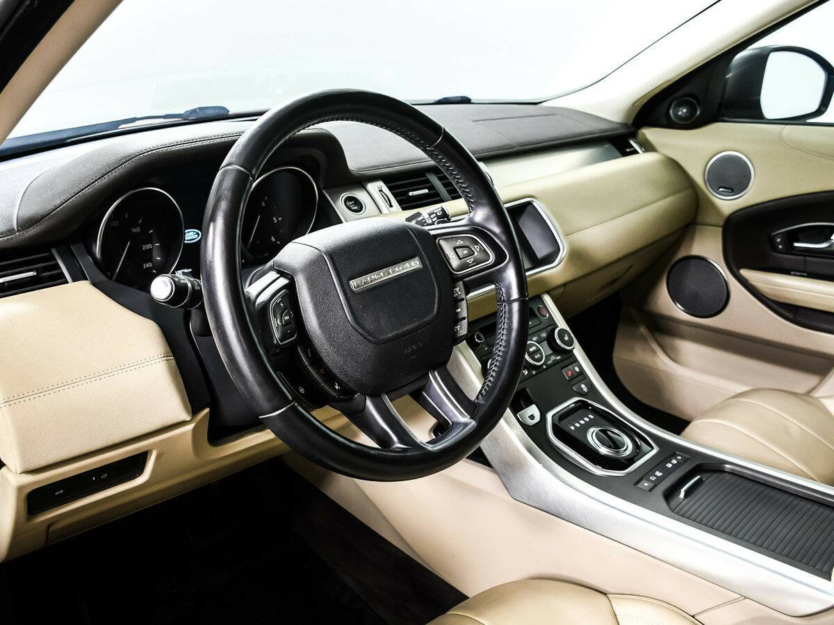 Land Rover Range Rover Evoque с пробегом — 2018 год. Фото: #12