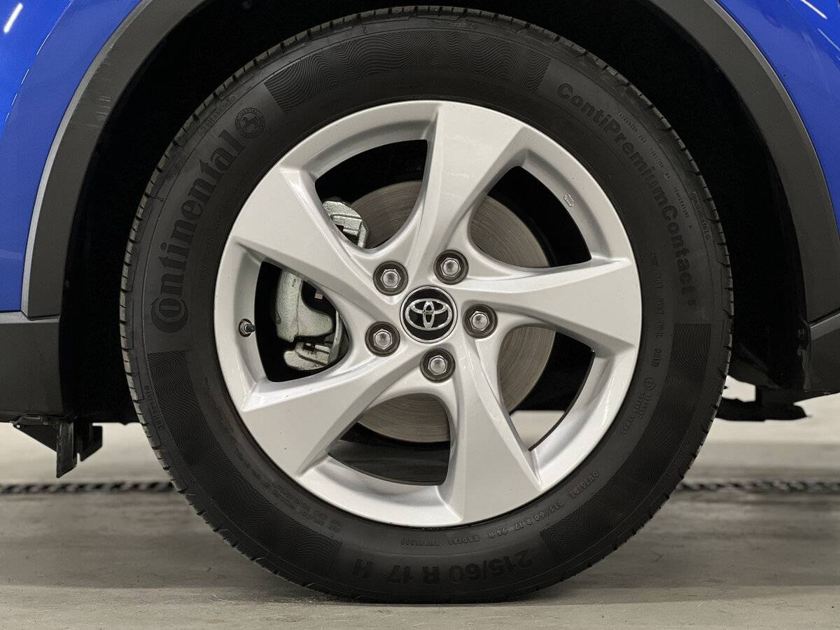 Toyota C-HR с пробегом — 2019 год. Фото: #17