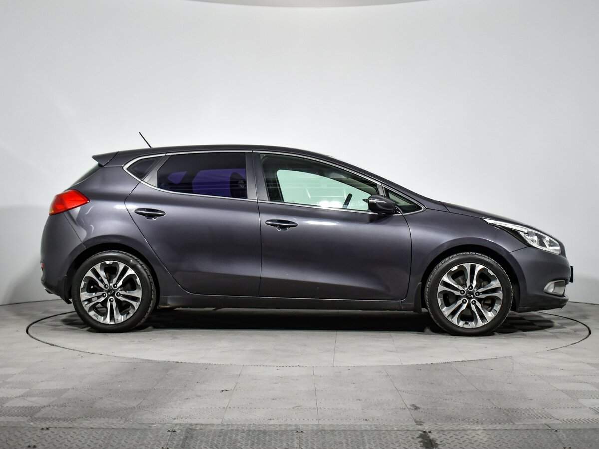 Kia Ceed с пробегом — 2014 год. Фото: #3