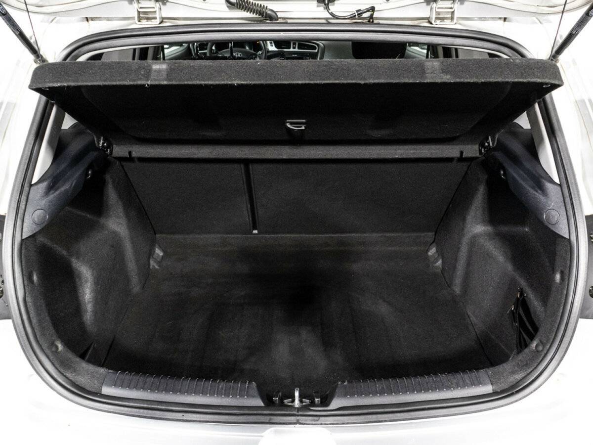 Kia Ceed с пробегом — 2012 год. Фото: #14