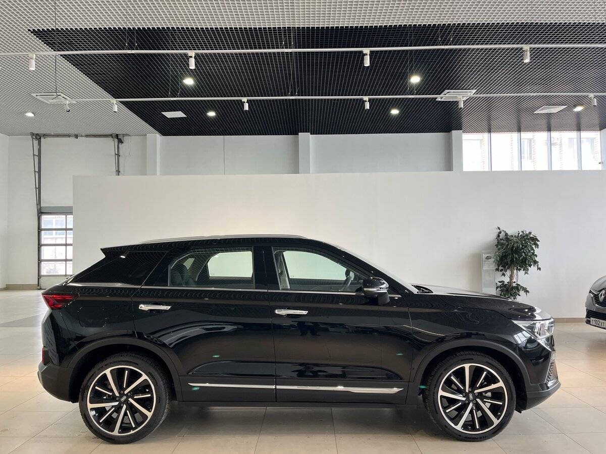 FAW Bestune T77 с пробегом — 2022 год. Фото: #3