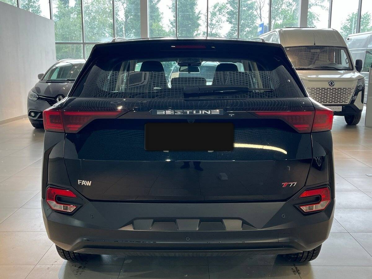 FAW Bestune T77 с пробегом — 2022 год. Фото: #5