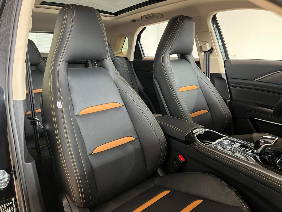 FAW Bestune T77 с пробегом — 2022 год. Фото: #23