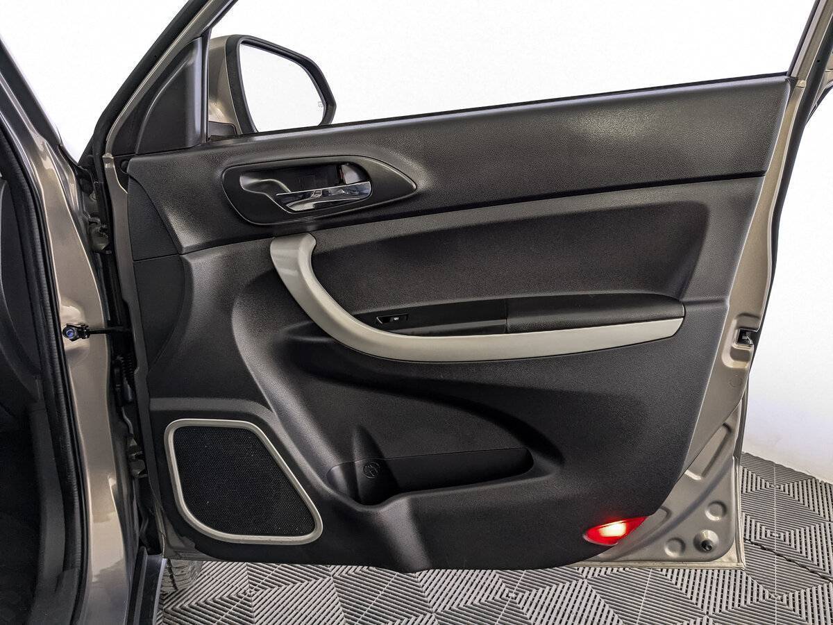 Changan CS35 с пробегом — 2015 год. Фото: #24