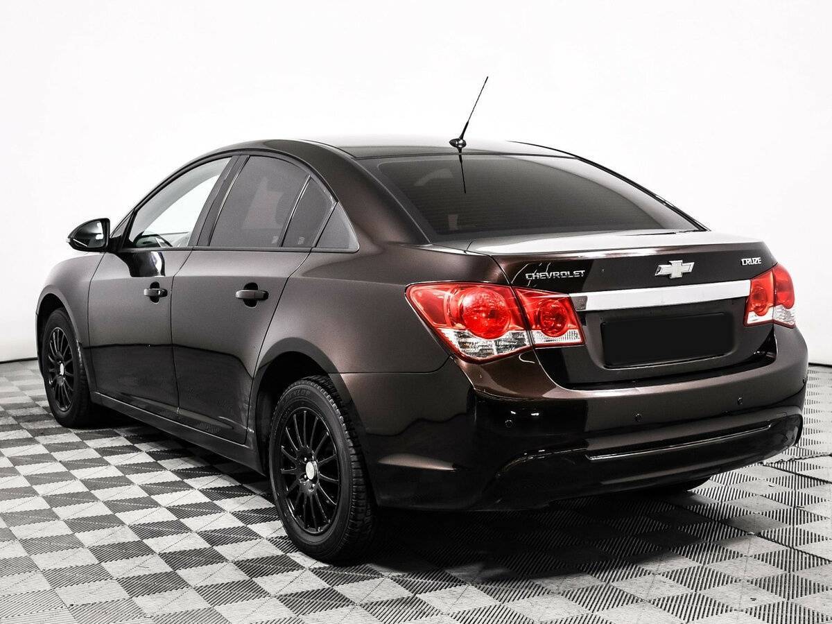Chevrolet Cruze с пробегом — 2013 год. Фото: #6