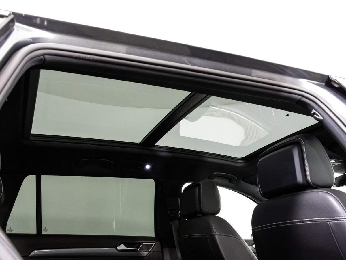 Volkswagen Passat с пробегом — 2016 год. Фото: #17