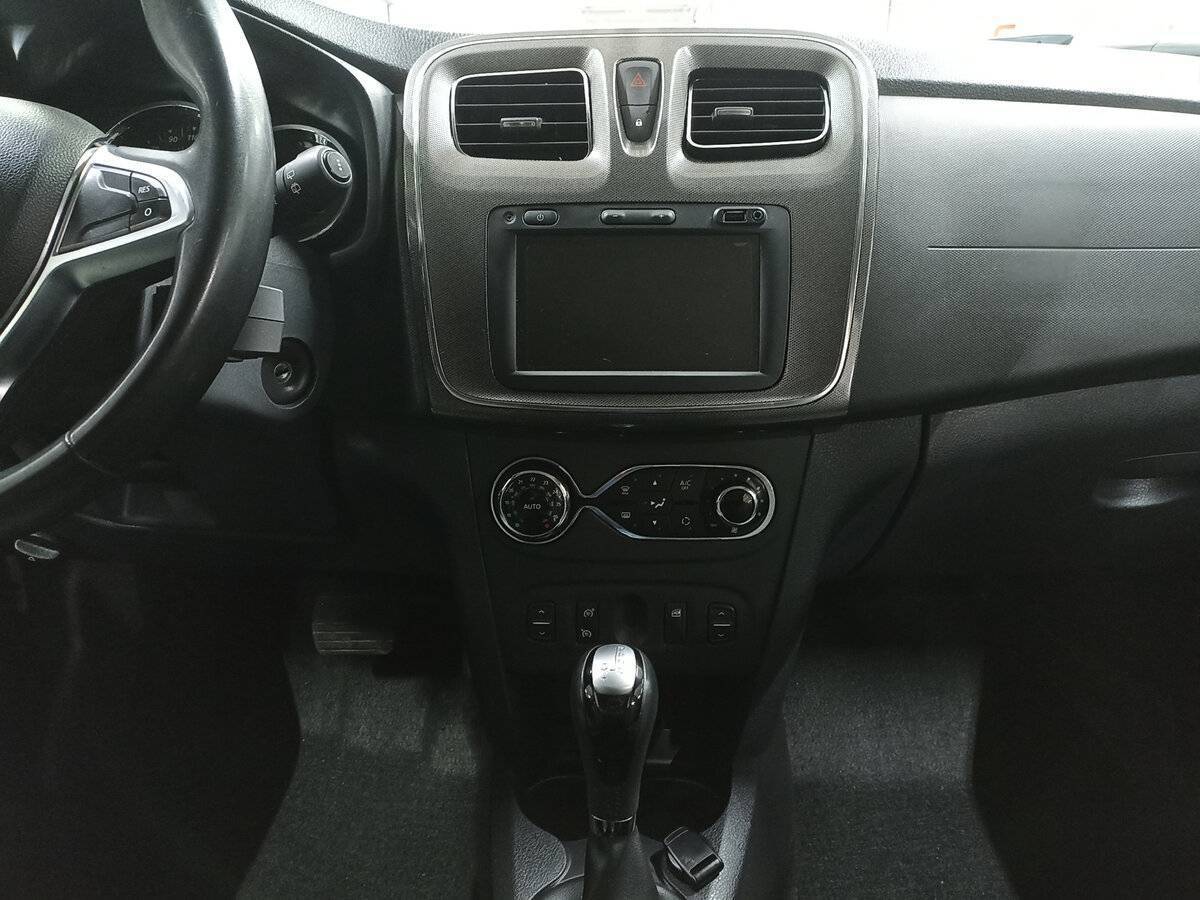 Renault Sandero с пробегом — 2018 год. Фото: #14