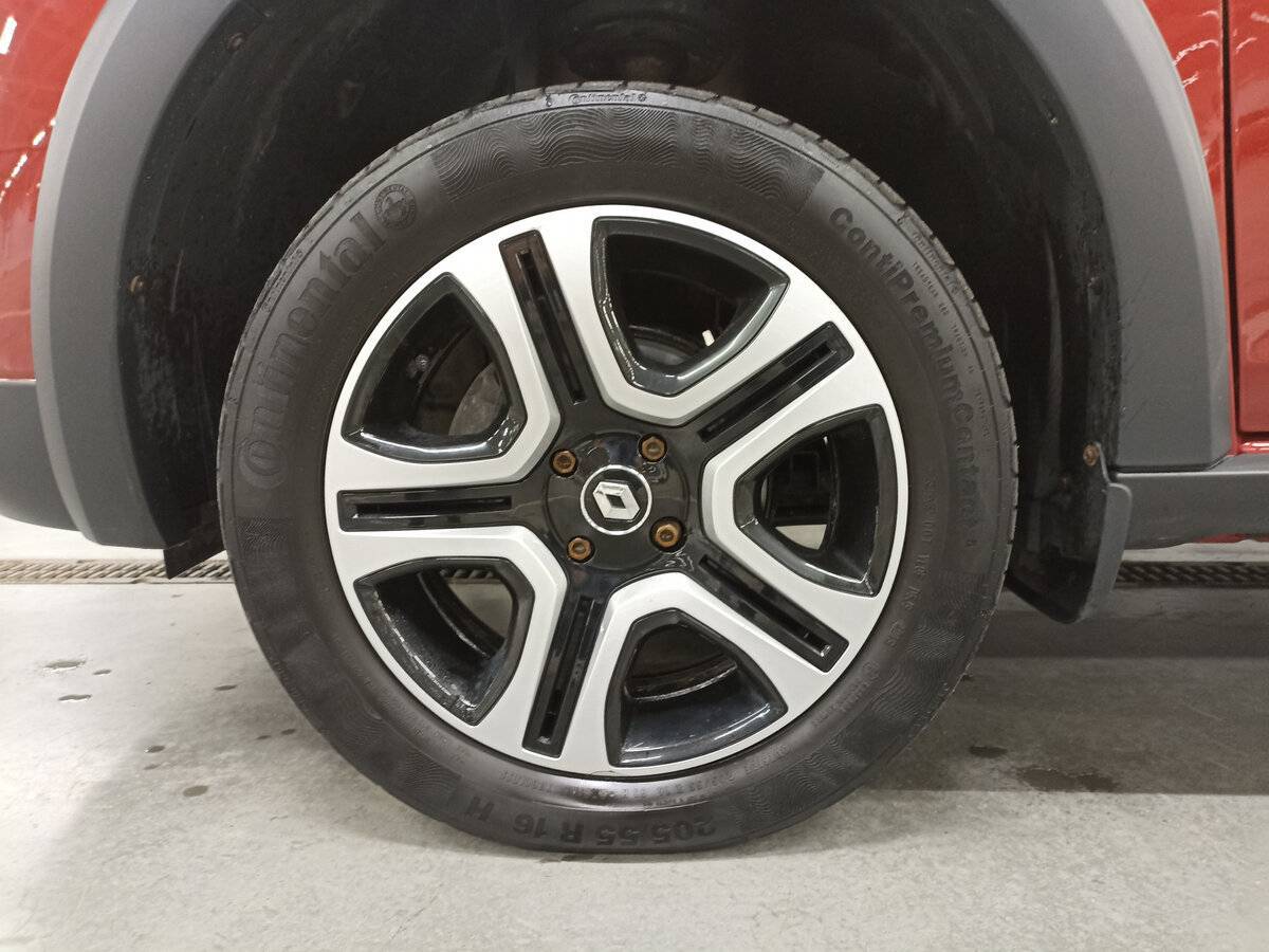 Renault Sandero с пробегом — 2018 год. Фото: #17