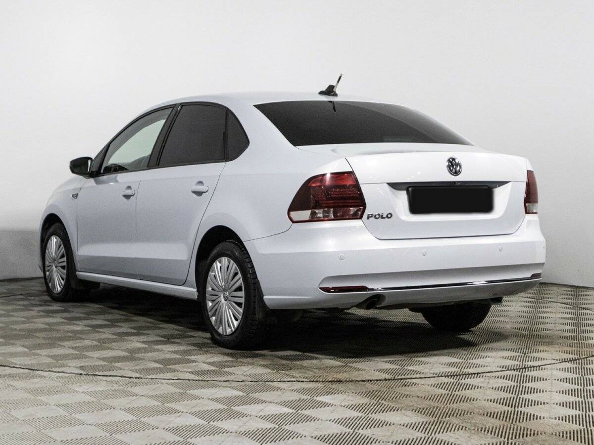 Volkswagen Polo с пробегом — 2018 год. Фото: #6