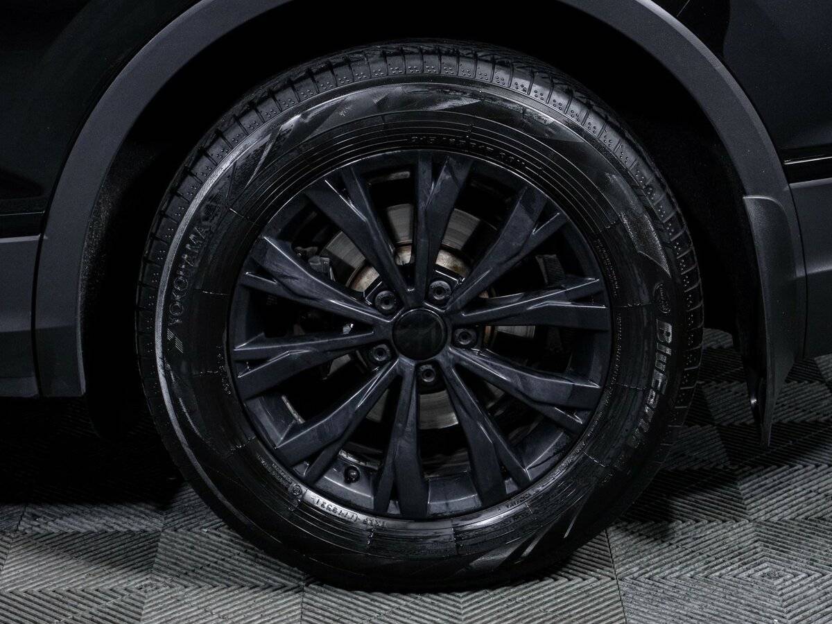 Volkswagen Tiguan с пробегом — 2021 год. Фото: #14