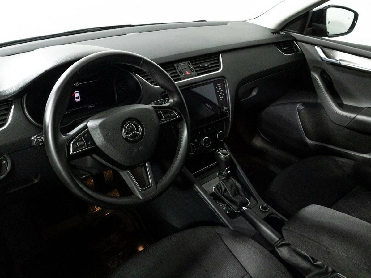Skoda Octavia с пробегом — 2018 год. Фото: #10