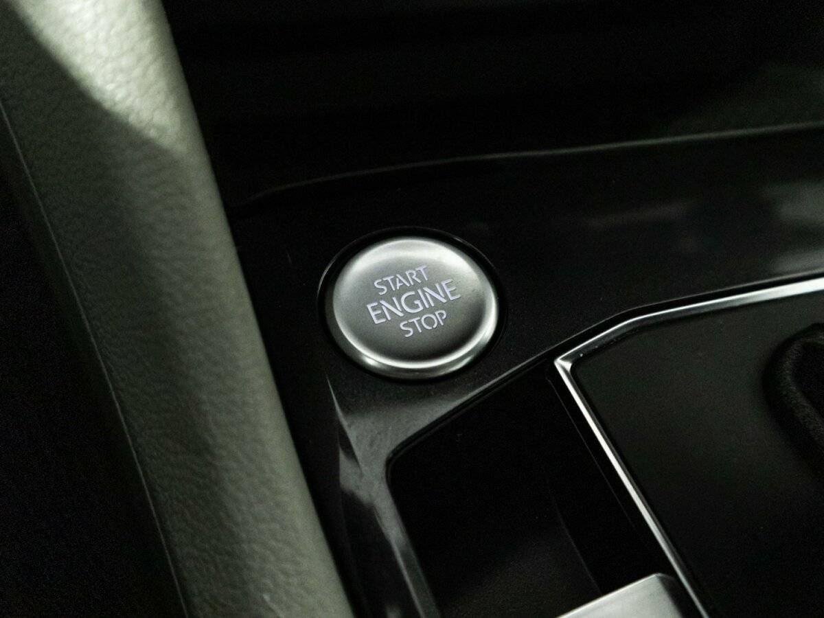 Volkswagen Tiguan с пробегом — 2018 год. Фото: #18