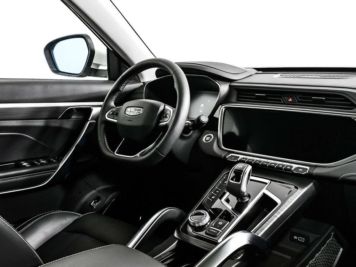 Geely Atlas Pro с пробегом — 2022 год. Фото: #8