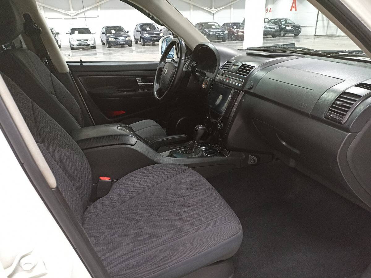 SsangYong Rexton с пробегом — 2013 год. Фото: #10