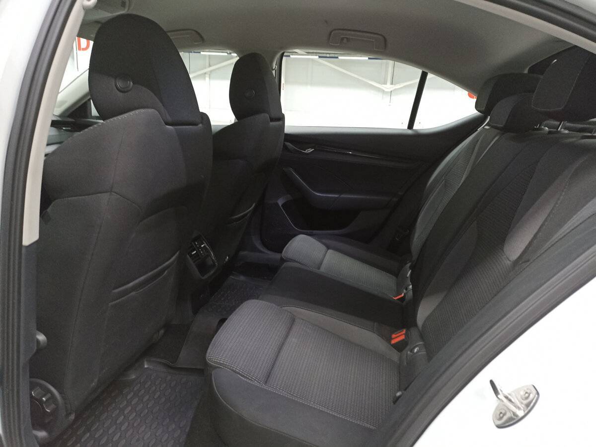 Skoda Octavia с пробегом — 2021 год. Фото: #11