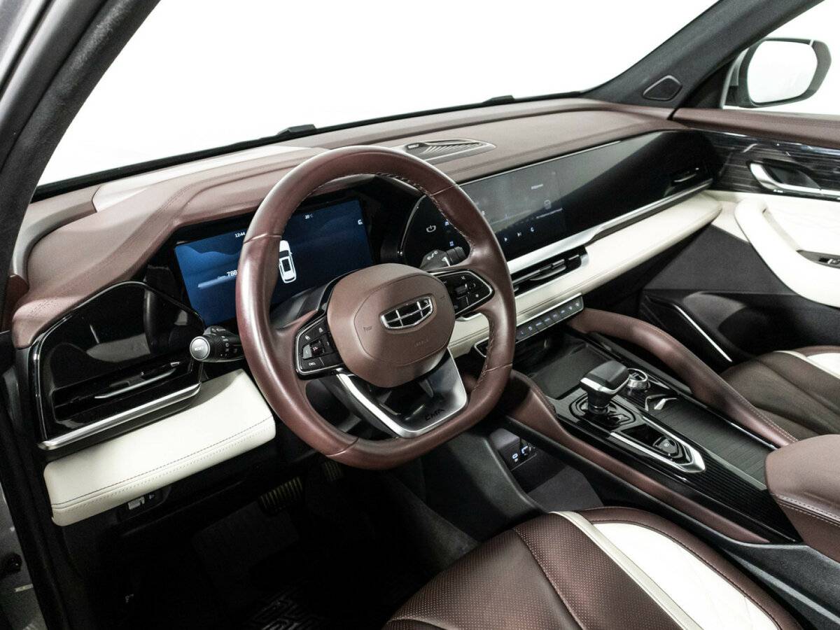 Geely Monjaro с пробегом — 2022 год. Фото: #10