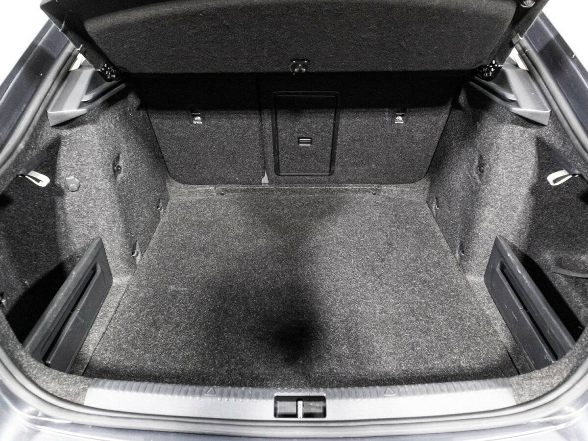 Skoda Octavia с пробегом — 2020 год. Фото: #18