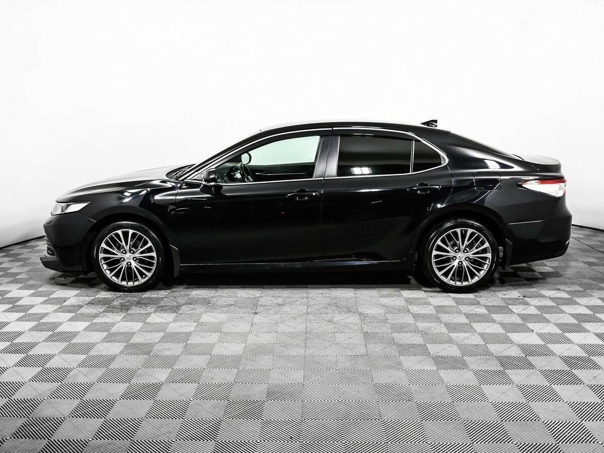 Toyota Camry с пробегом — 2019 год. Фото: #7