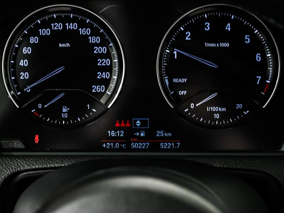 BMW 1 серии с пробегом — 2018 год. Фото: #9