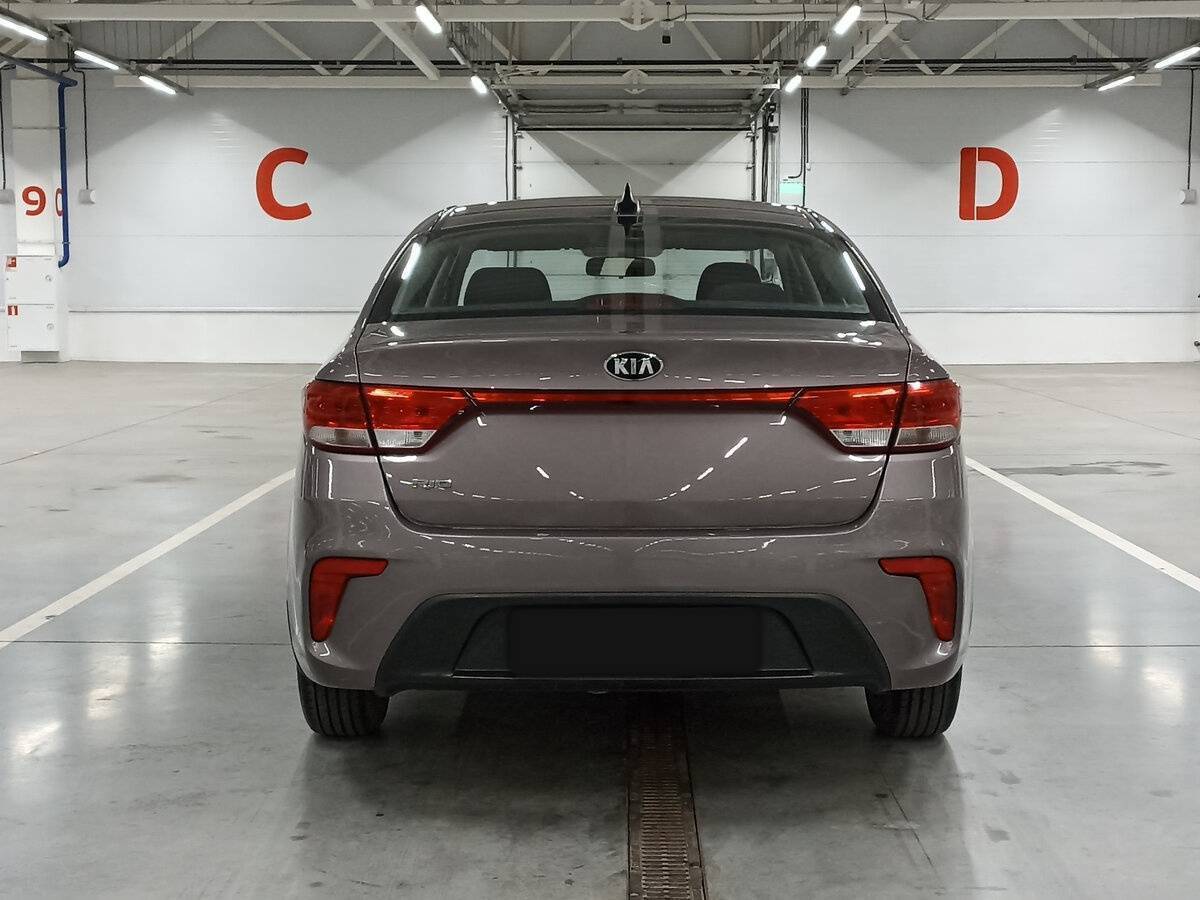 Kia Rio с пробегом — 2018 год. Фото: #5