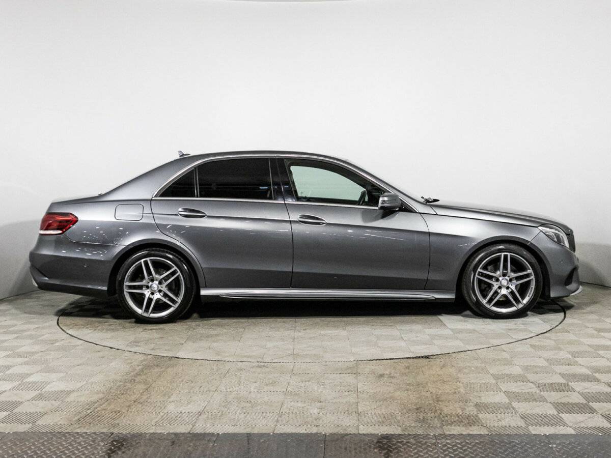 Mercedes-Benz E-Класс с пробегом — 2015 год. Фото: #3