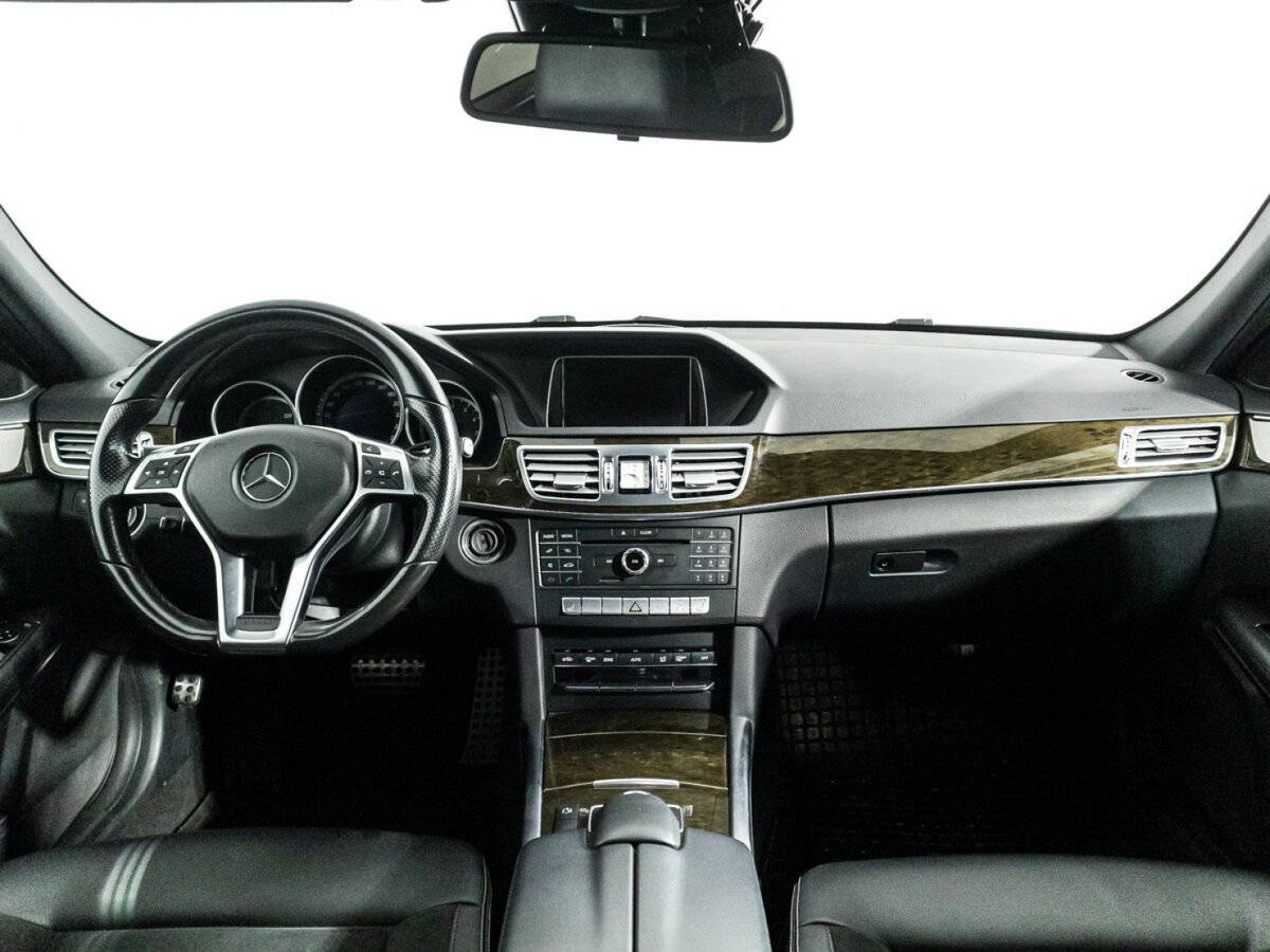 Mercedes-Benz E-Класс с пробегом — 2015 год. Фото: #13