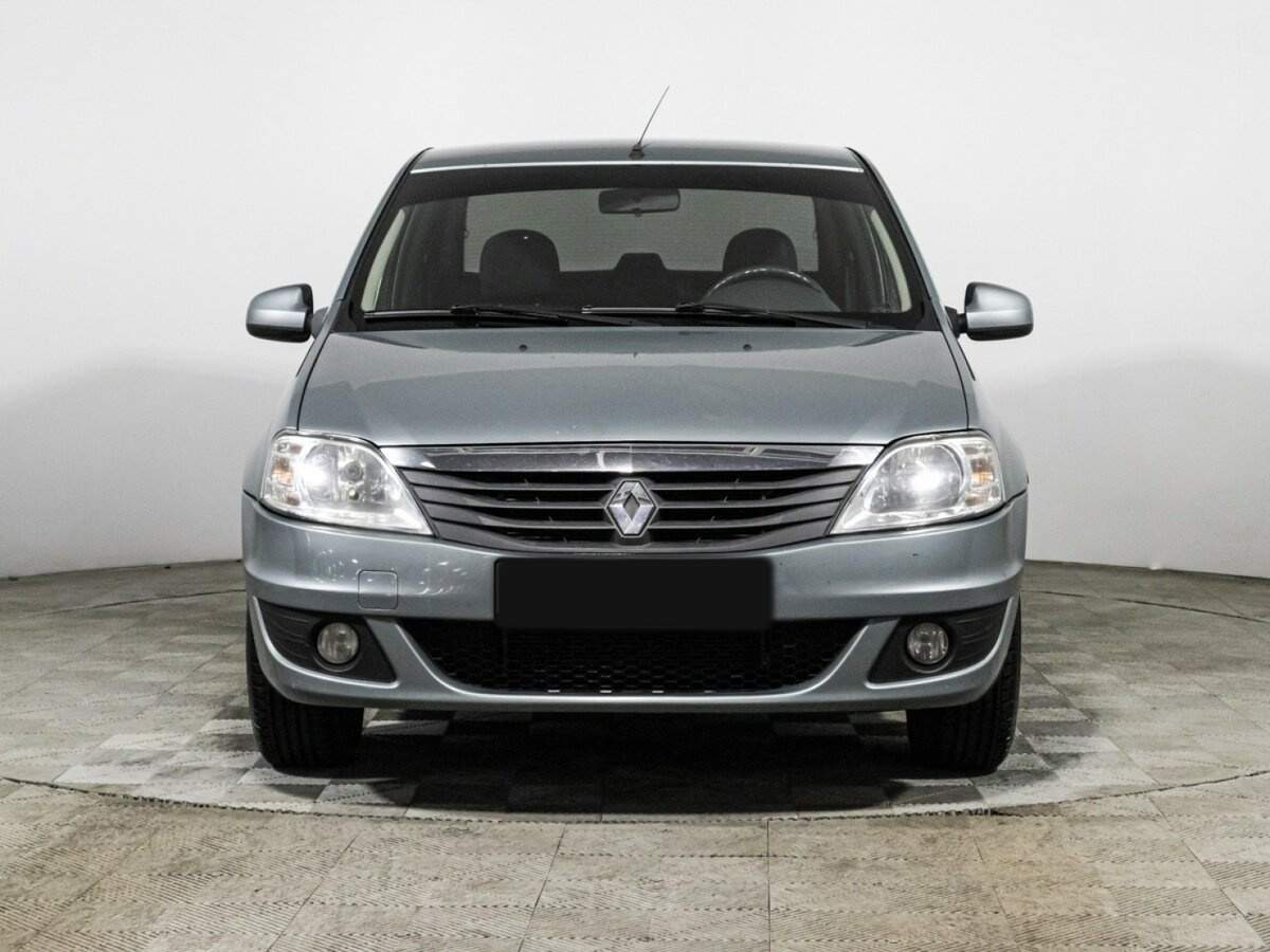 Renault Logan с пробегом — 2012 год. Фото: #1