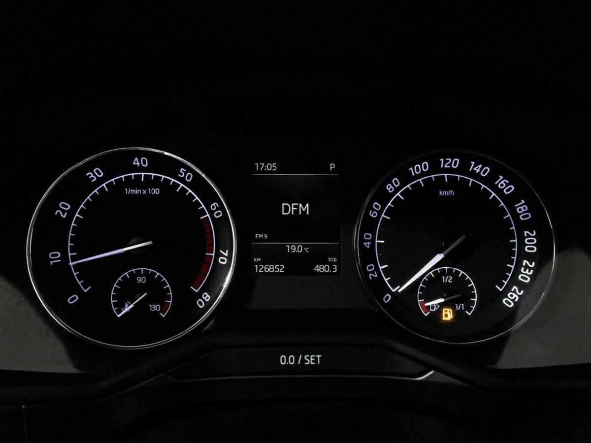 Skoda Superb с пробегом — 2018 год. Фото: #11