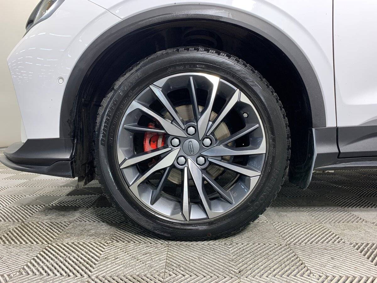 Geely Coolray с пробегом — 2020 год. Фото: #8