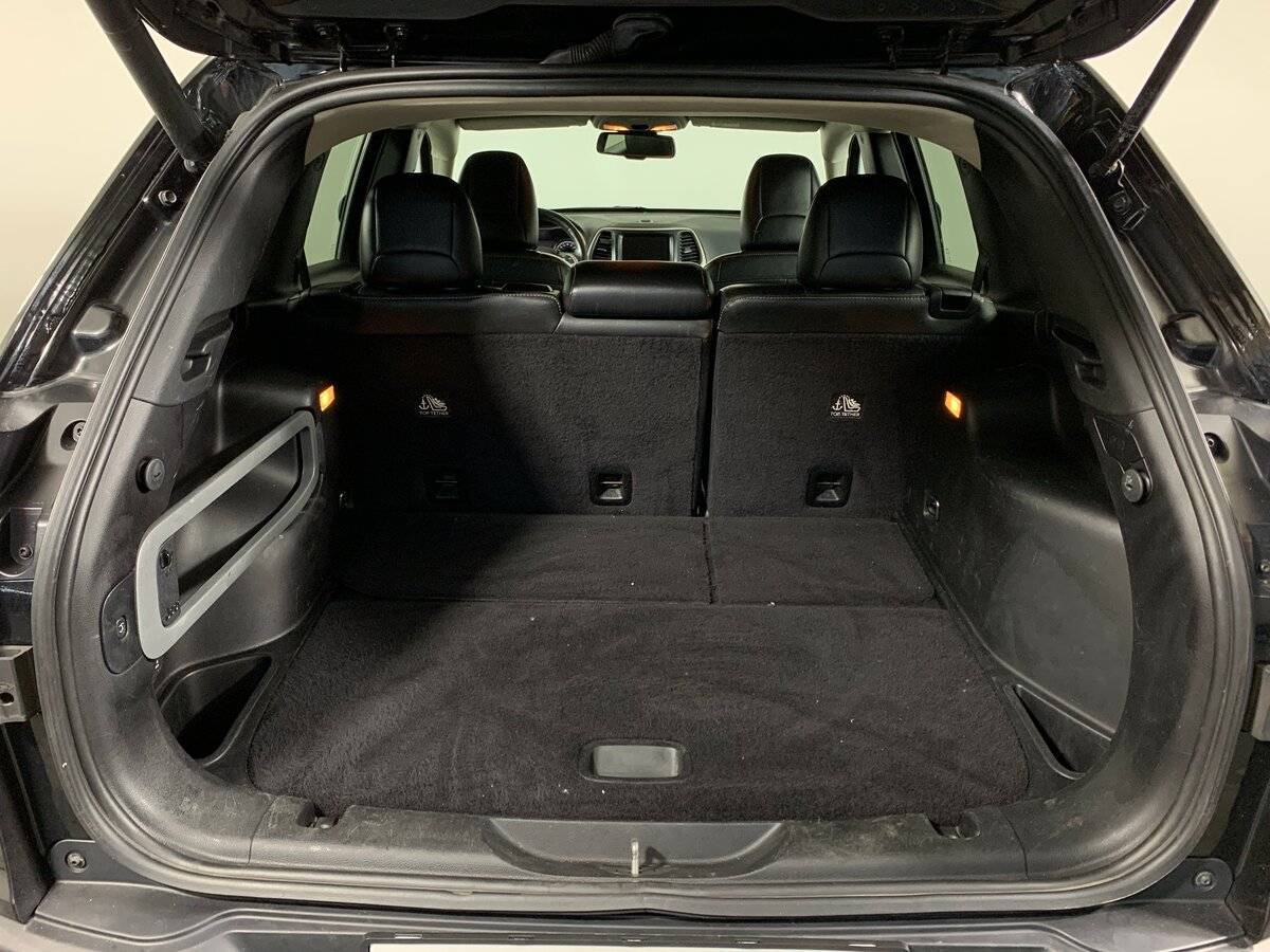 Jeep Cherokee с пробегом — 2014 год. Фото: #18