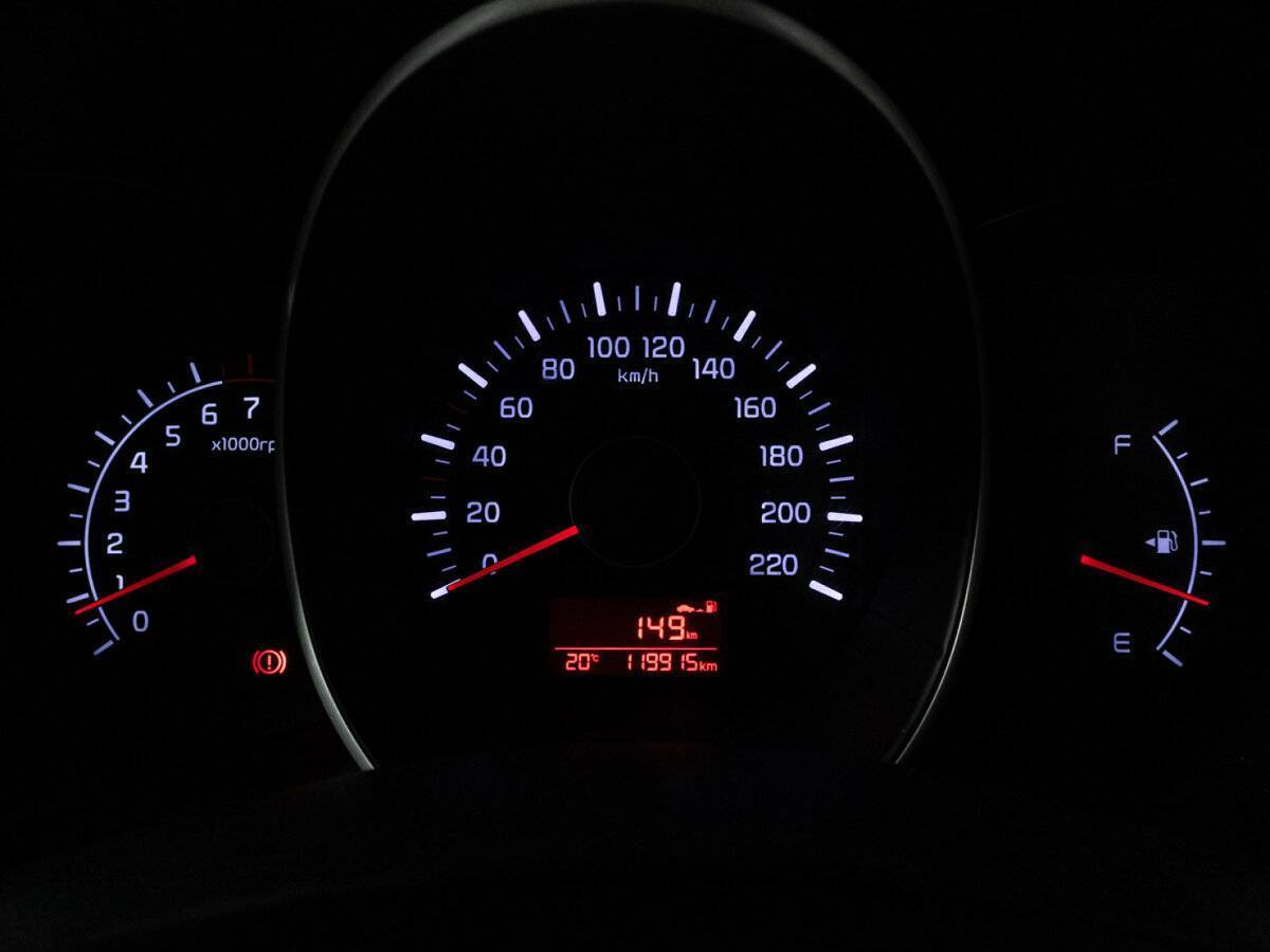 Kia Rio с пробегом — 2015 год. Фото: #11