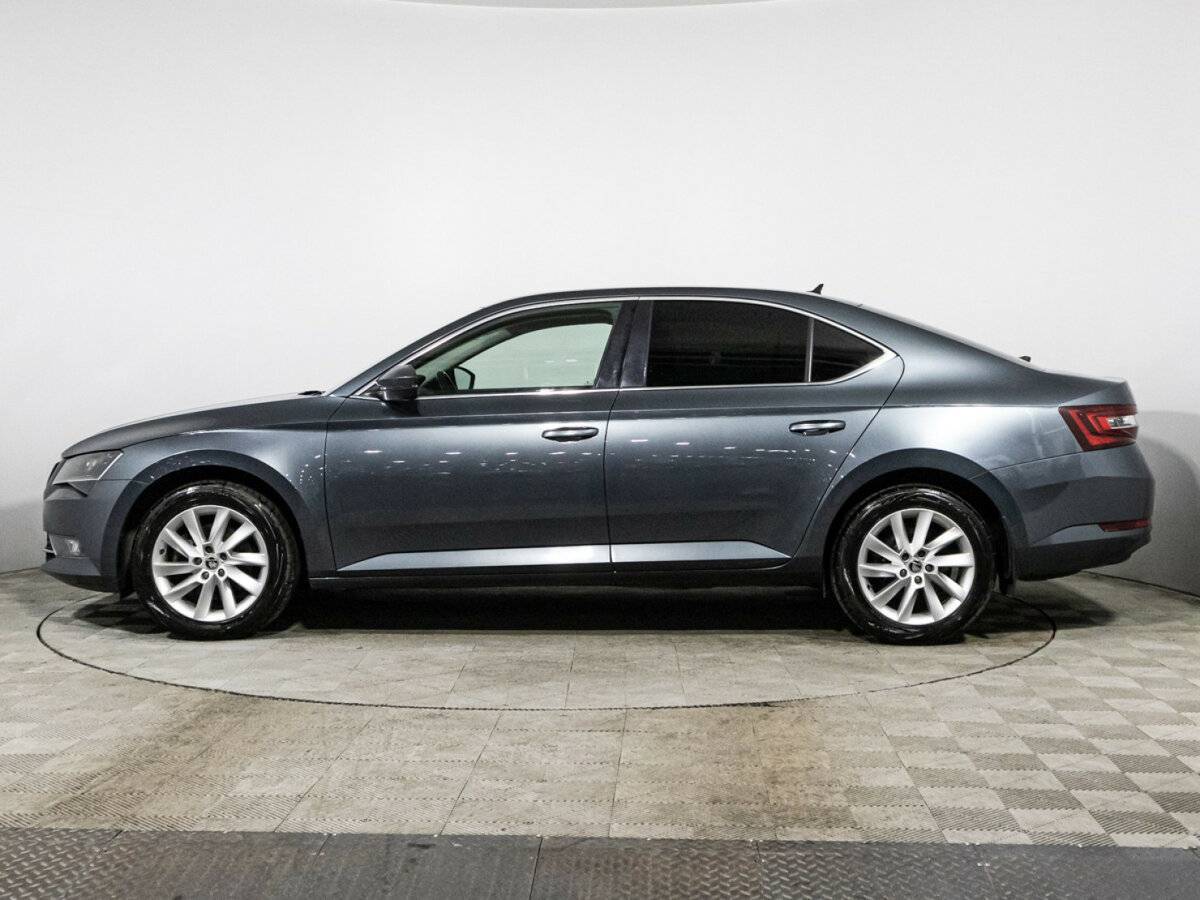 Skoda Superb с пробегом — 2018 год. Фото: #7