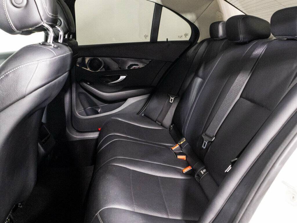 Mercedes-Benz C-Класс с пробегом — 2015 год. Фото: #9