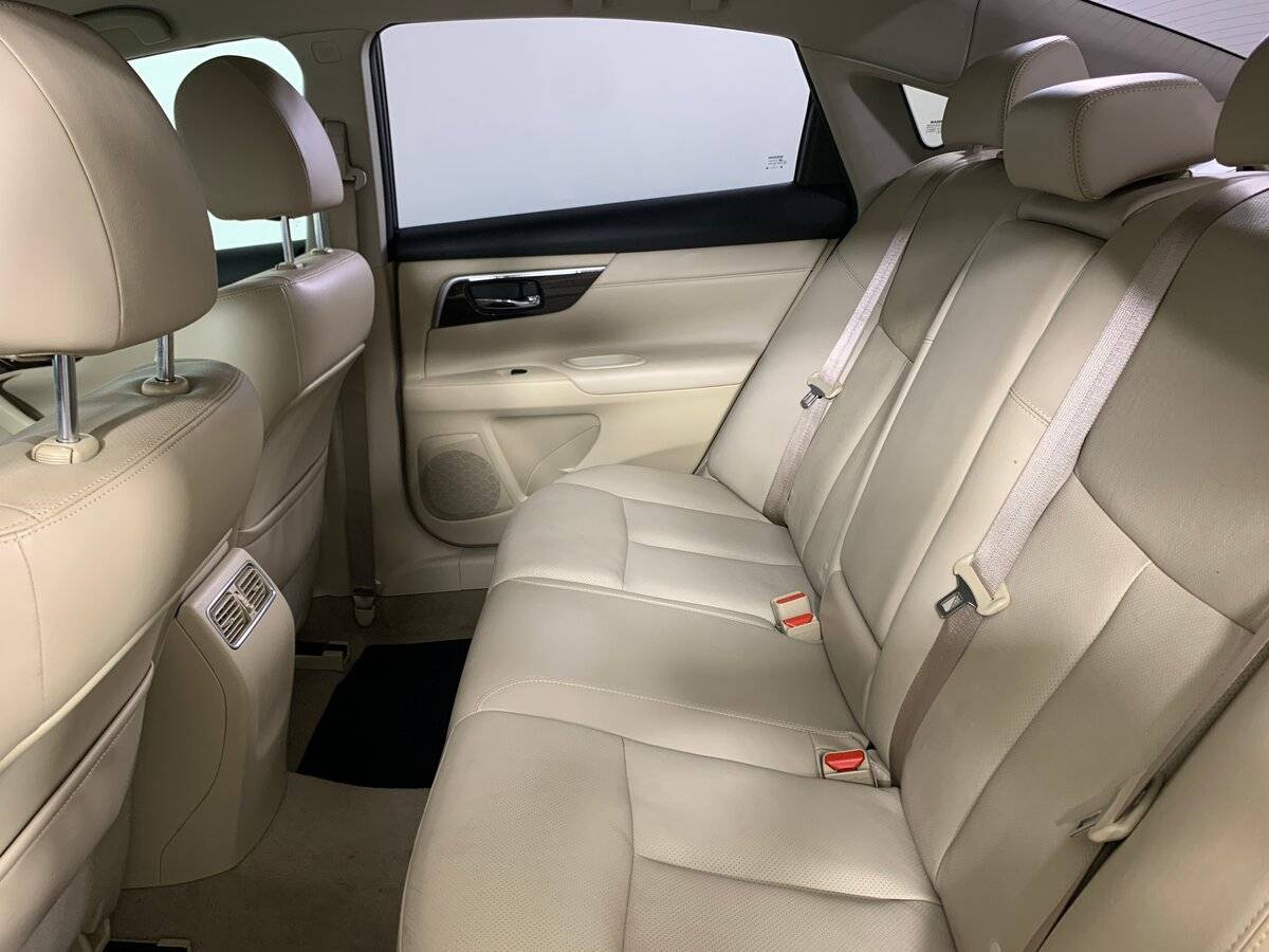 Nissan Teana с пробегом — 2014 год. Фото: #17