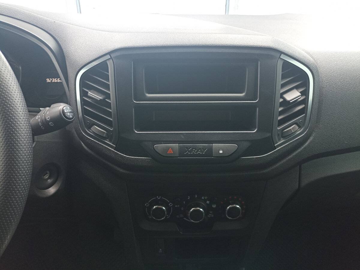 Lada (ВАЗ) XRAY с пробегом — 2021 год. Фото: #14