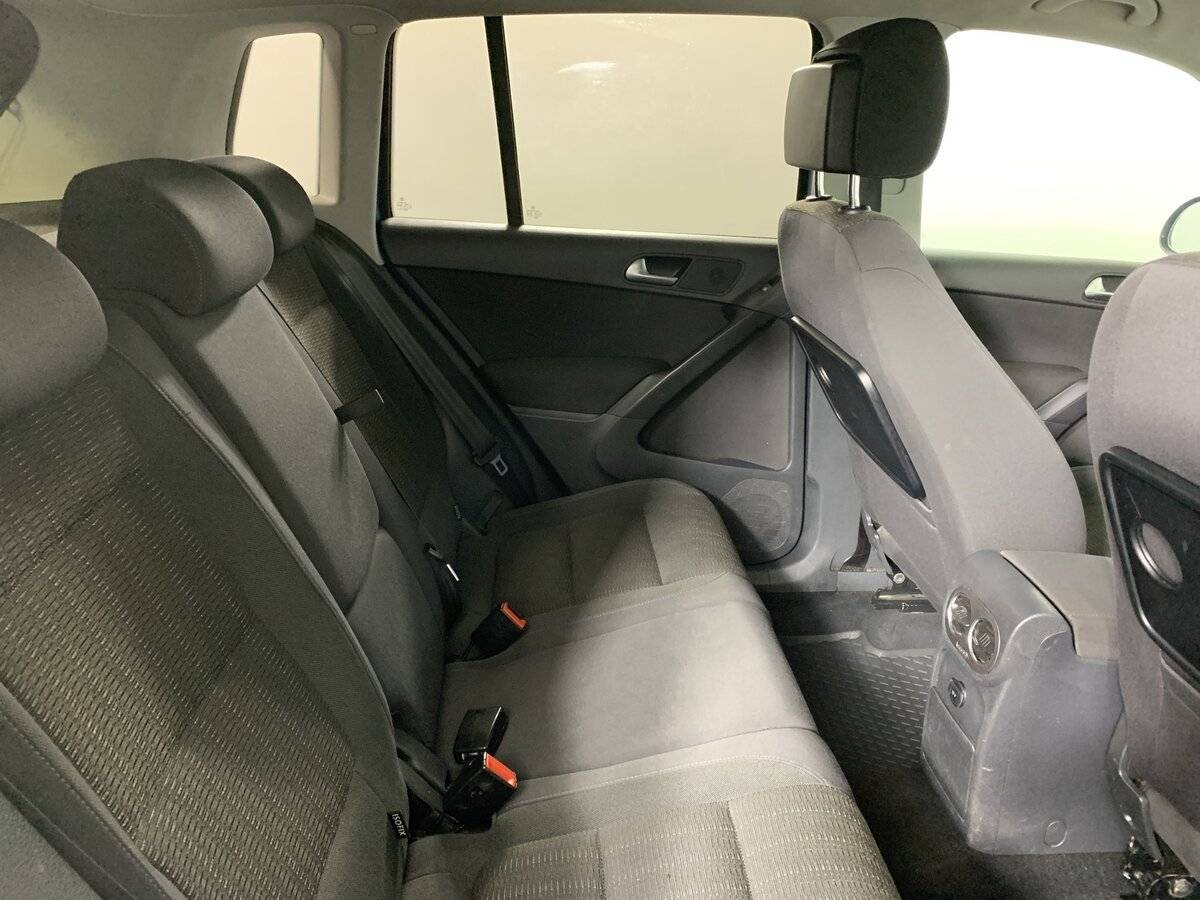 Volkswagen Tiguan с пробегом — 2012 год. Фото: #16