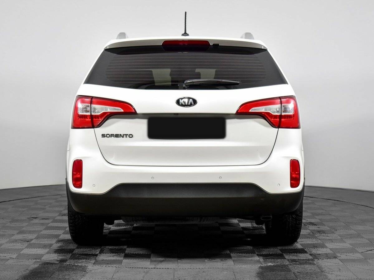 Kia Sorento с пробегом — 2017 год. Фото: #5