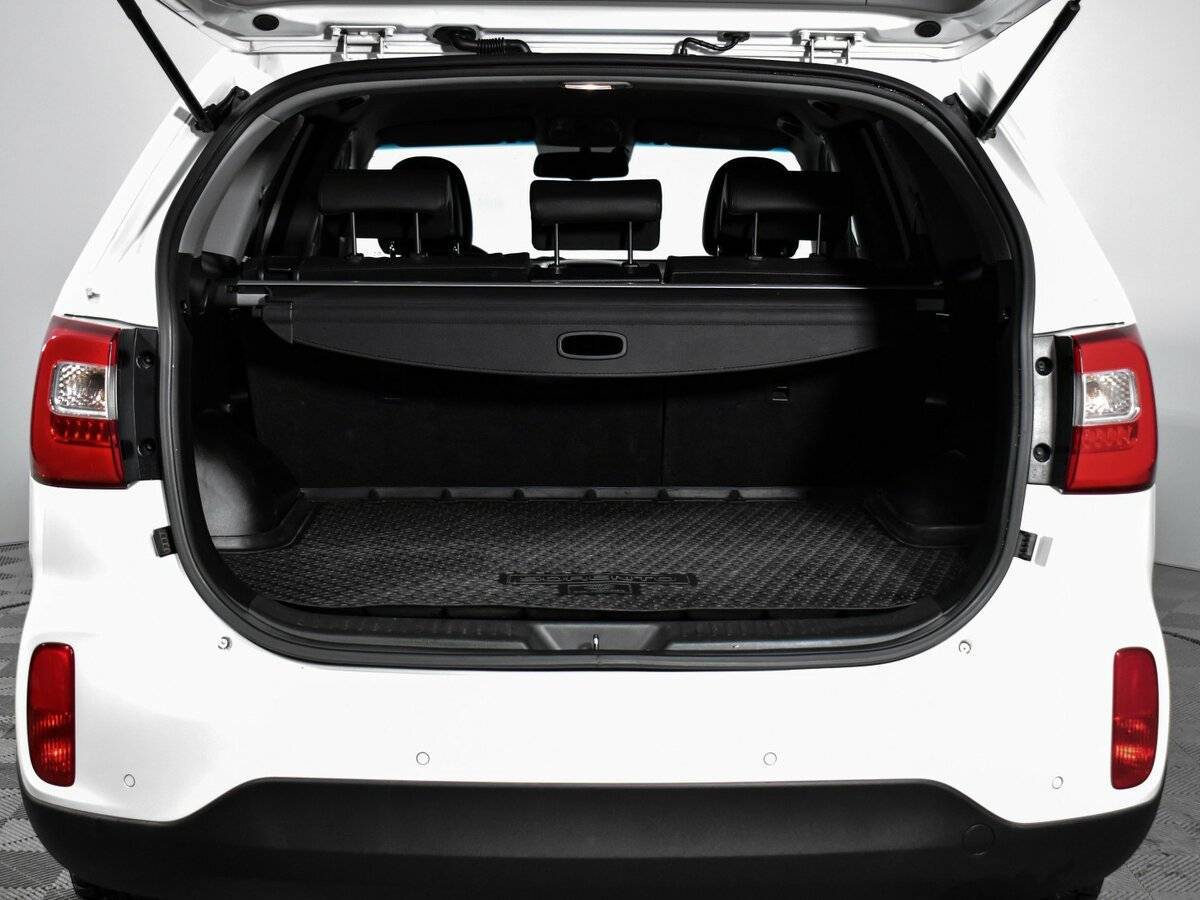 Kia Sorento с пробегом — 2017 год. Фото: #22