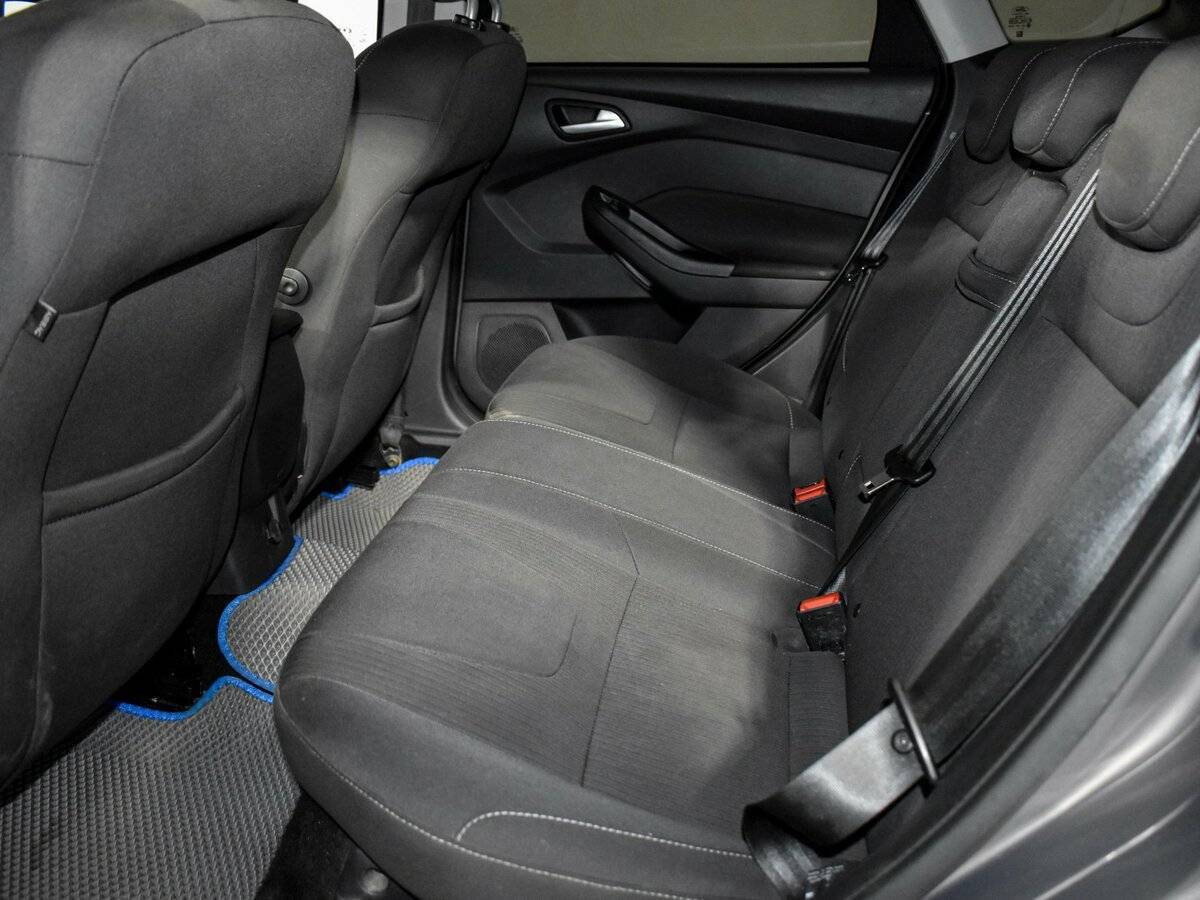 Ford Focus с пробегом — 2013 год. Фото: #11